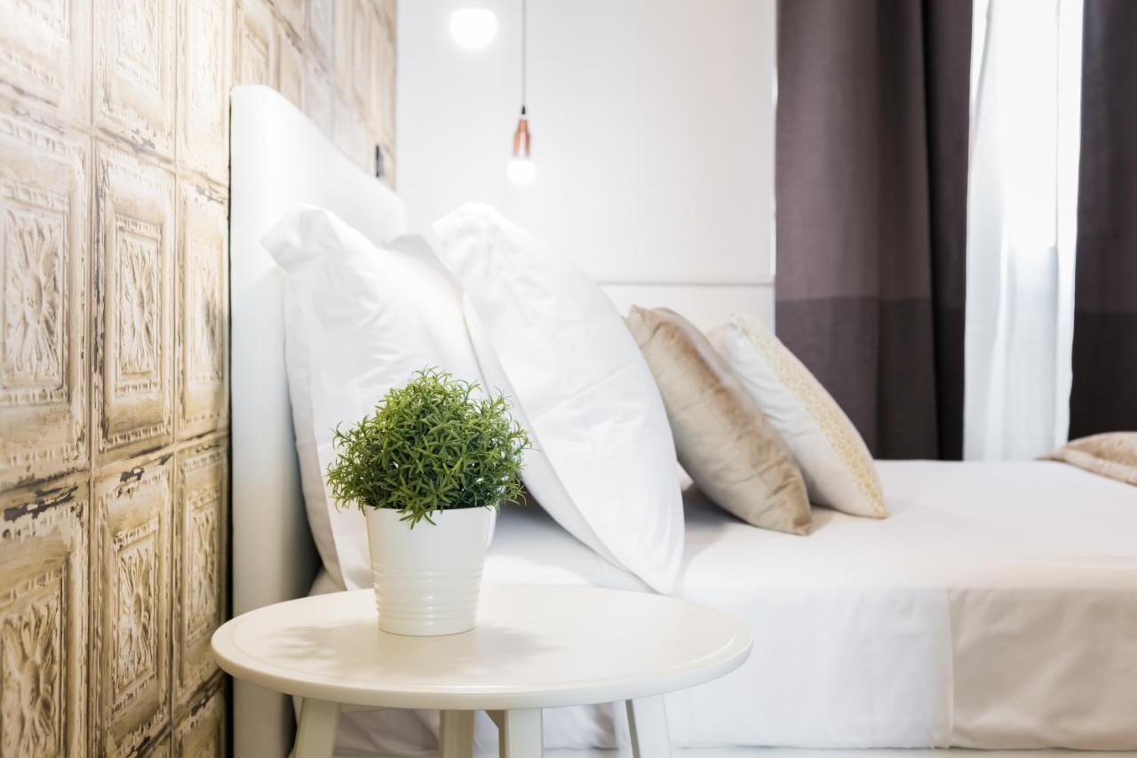 Bmga L Glam Industrial 3-Bed Apartment In Termini Rom Exteriör bild