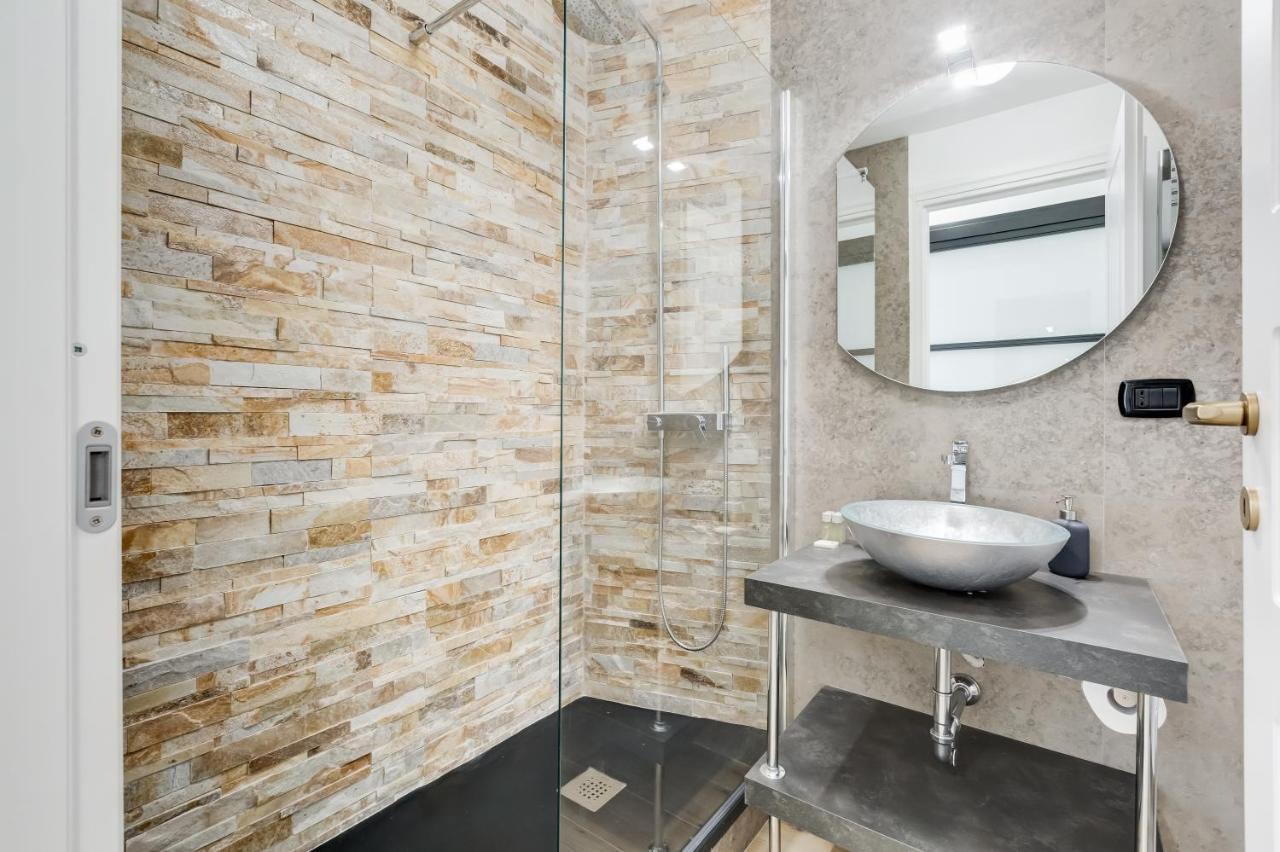 Bmga L Glam Industrial 3-Bed Apartment In Termini Rom Exteriör bild